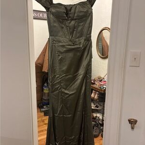 Elegant Olive Green Evening Gown